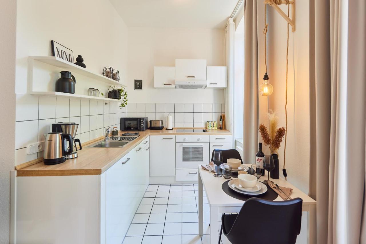 Studio3 Zentral Und Ruhig Mit Parkplatz, 5 Min Z Bali-T Und Gop, Boxspringbett Bad Oeynhausen Eksteriør billede