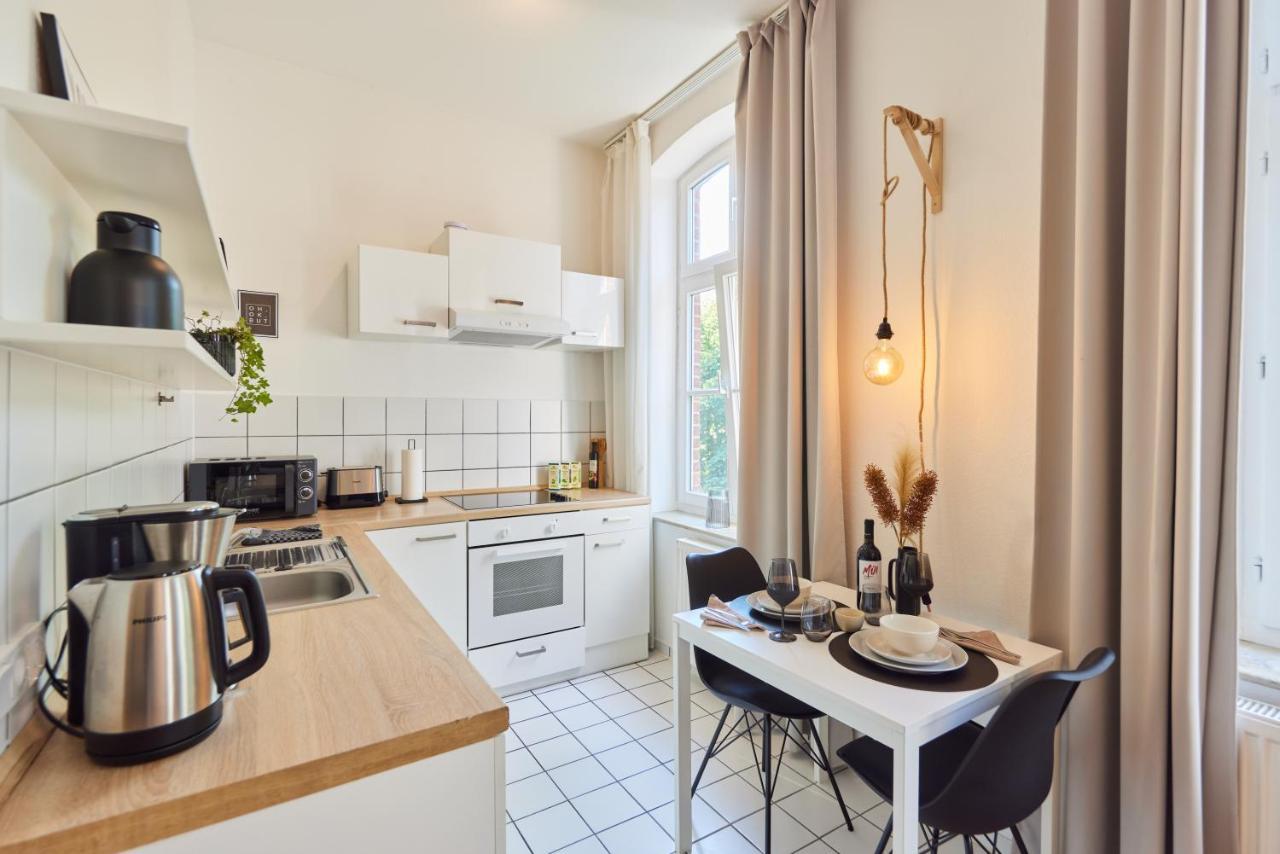 Studio3 Zentral Und Ruhig Mit Parkplatz, 5 Min Z Bali-T Und Gop, Boxspringbett Bad Oeynhausen Eksteriør billede